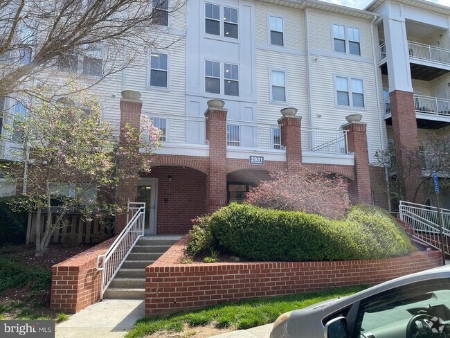 Building Photo - 2931 Deer Hollow Way Unit 106 Rental