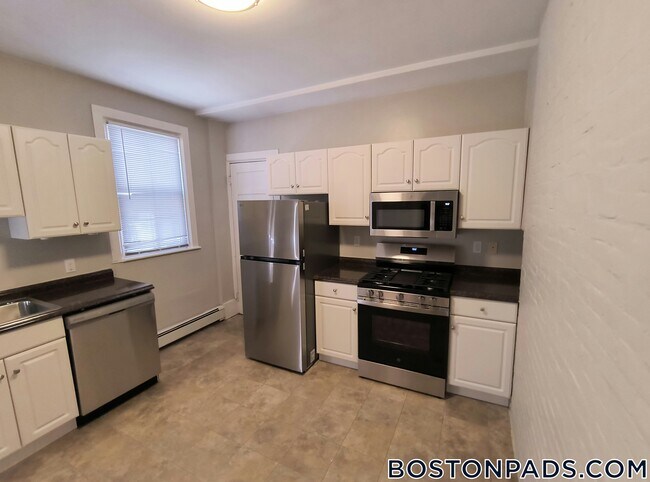 Photo - 63 Dana St Unit 8