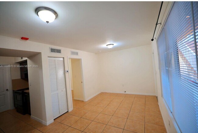 Photo - 13 S Royal Poinciana Blvd Unit 7