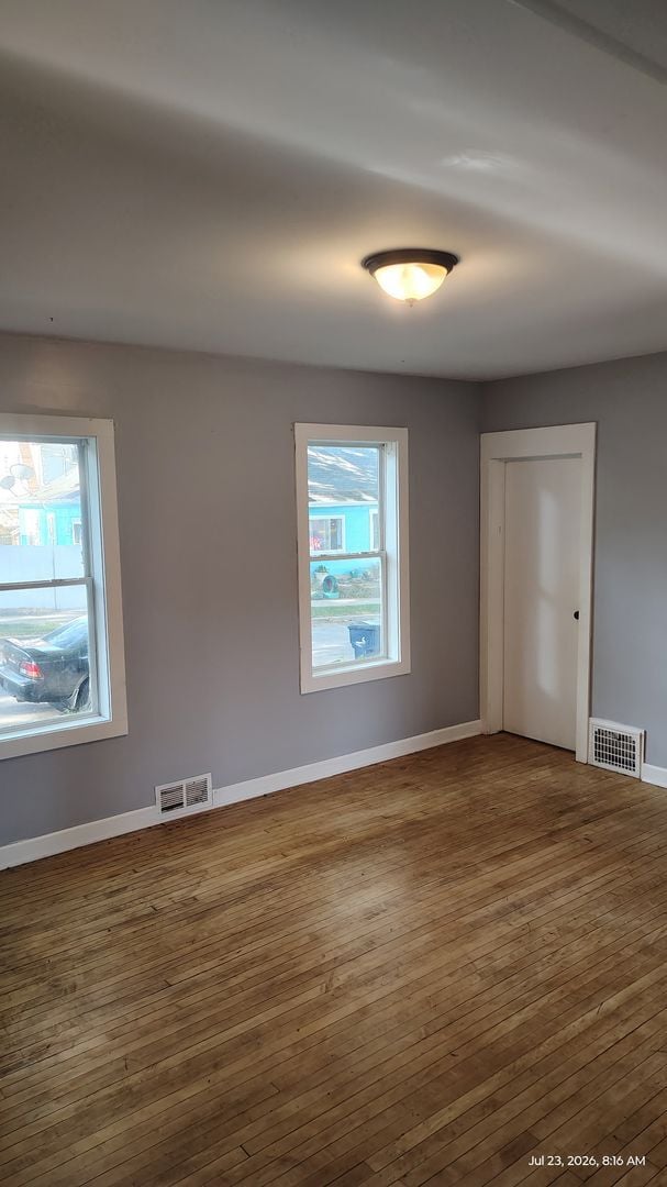 Building Photo - 3322-3328 W. Branting Ln. Unit 3328-Lower
