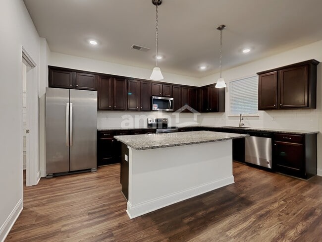 Photo - 111 Fairway Crossing Way