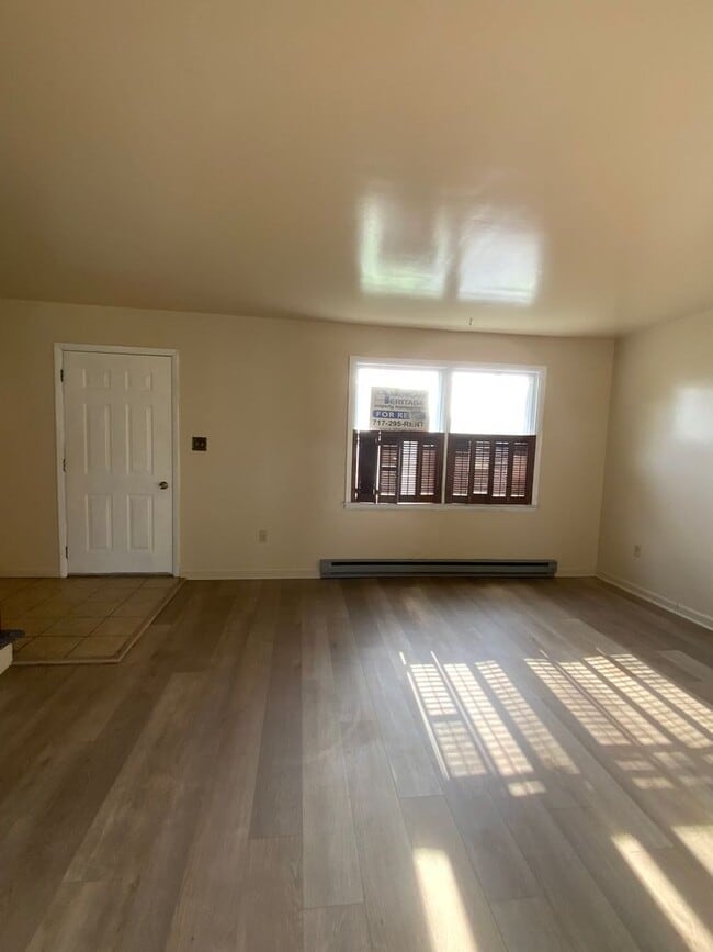 Photo - 413 S Plum St