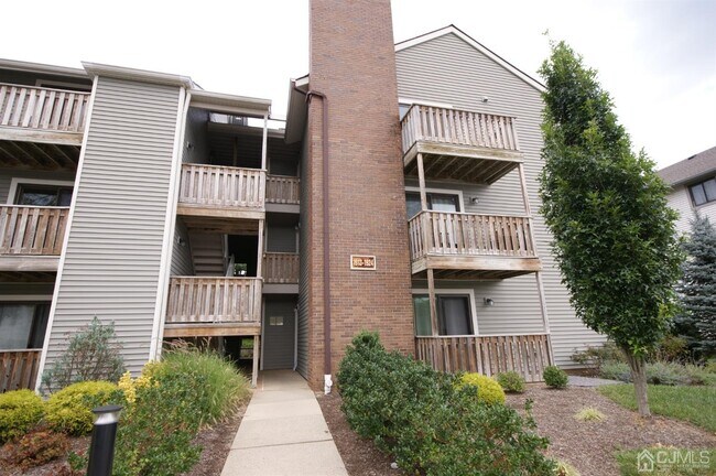 Photo - 1920 Ravens Crest Dr Condo
