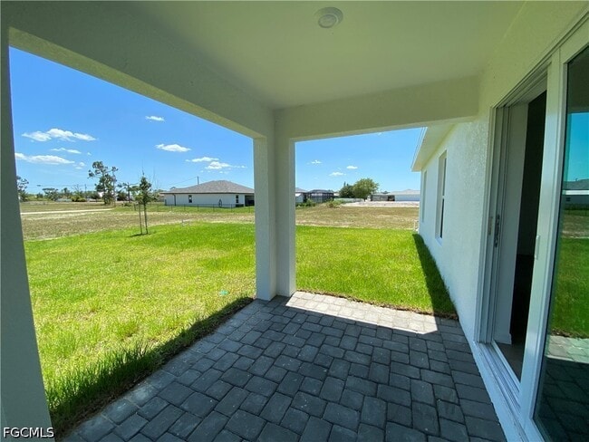 Photo - 1906 Jacaranda Pkwy W