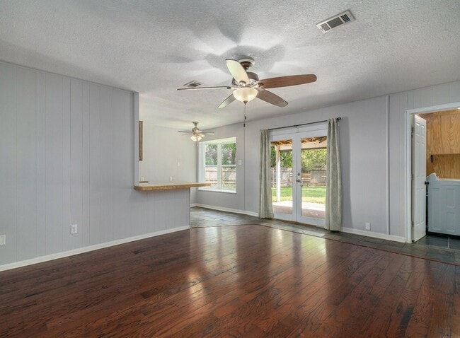 Photo - 226 Pecan Dr