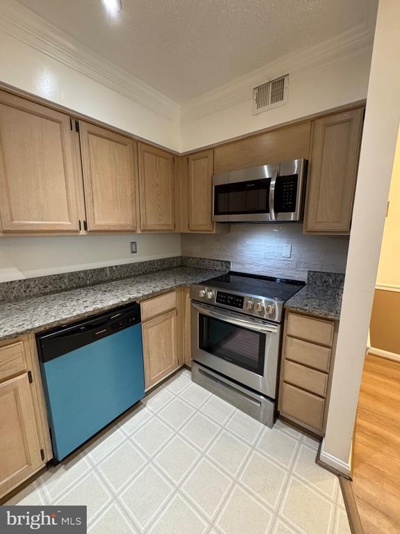 3115 Patrick Henry Dr Unit 531