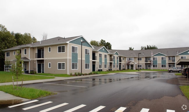 Hawk's Ridge Senior/Family Apartments