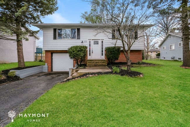 Building Photo - 1213 Kildale Square S