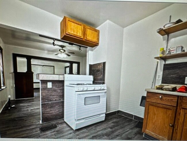 Photo - 314 N Longwood St