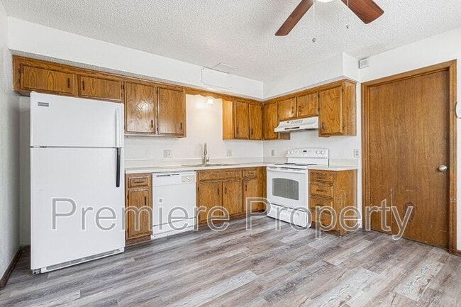 Photo - 9130 E 85 St