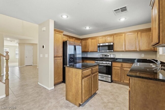 Photo - 8160 Royal Arches St