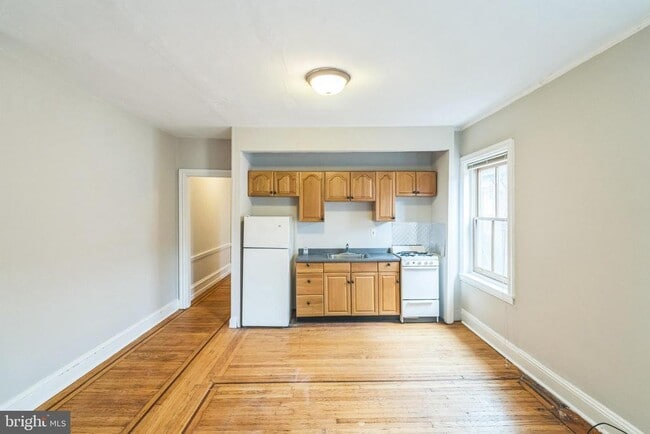 Building Photo - 2116 Walnut St Unit 3R