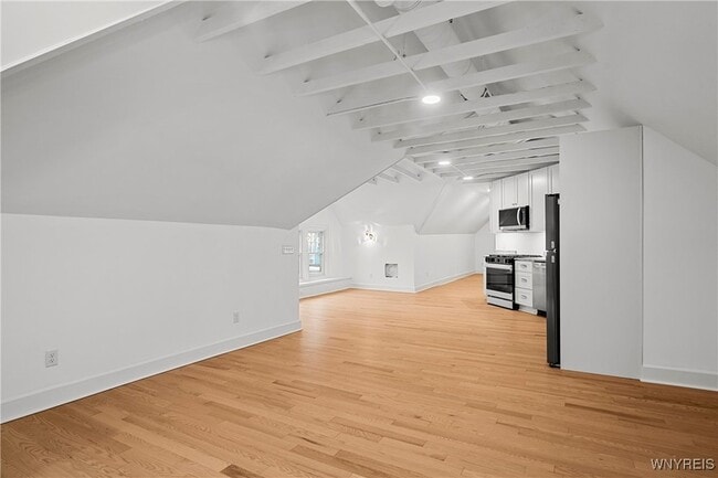 Photo - 681 Lafayette Ave Unit 3