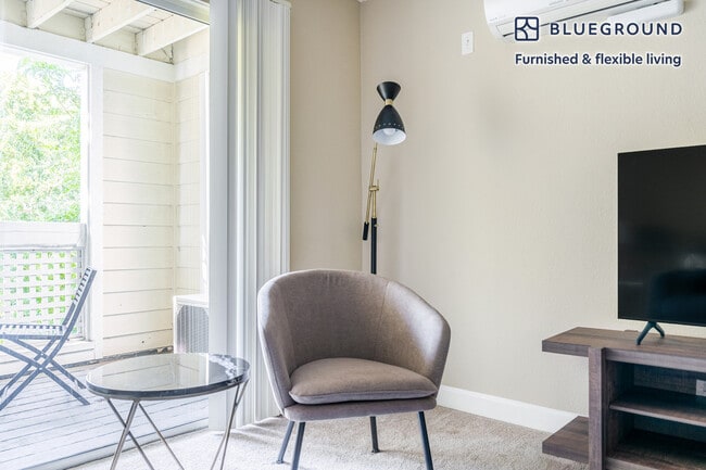 Photo - 2147 Newhall St Unit FL2-ID589