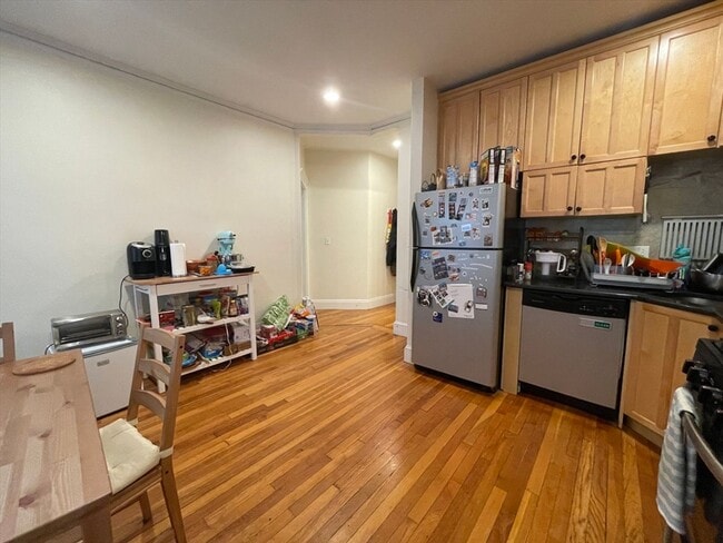 Photo - Brookline 4bed / 2bath no broker fee - $5500