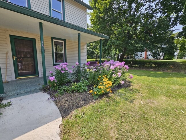 Photo - 131 E Church St
