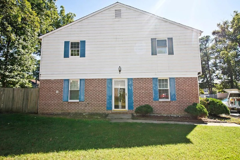 Photo - 1047 Old Denbigh Blvd