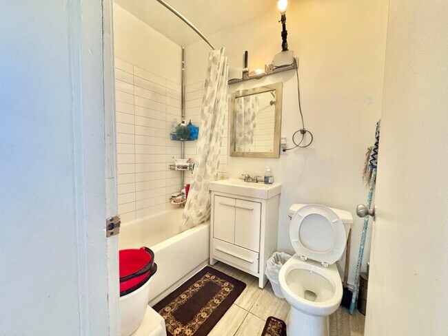 Photo - 349 Bd Graham