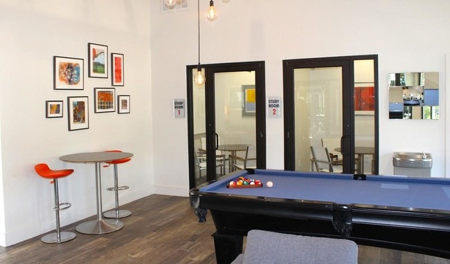 Photo - Riverbend Club Apartments