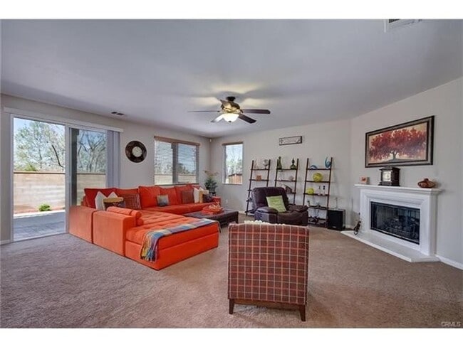 Photo - 24967 Cliffrose St