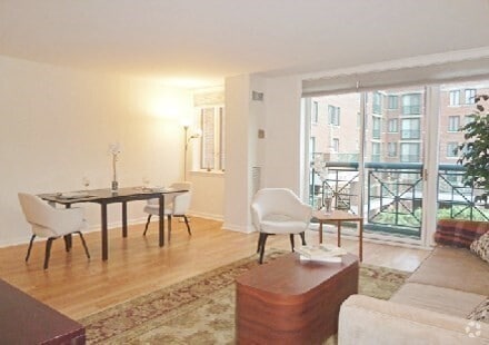 Building Photo - 10 Rogers St Unit 209 Rental