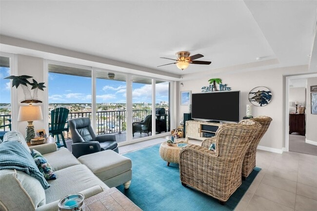 Photo - 223 Island Way Unidad 7F