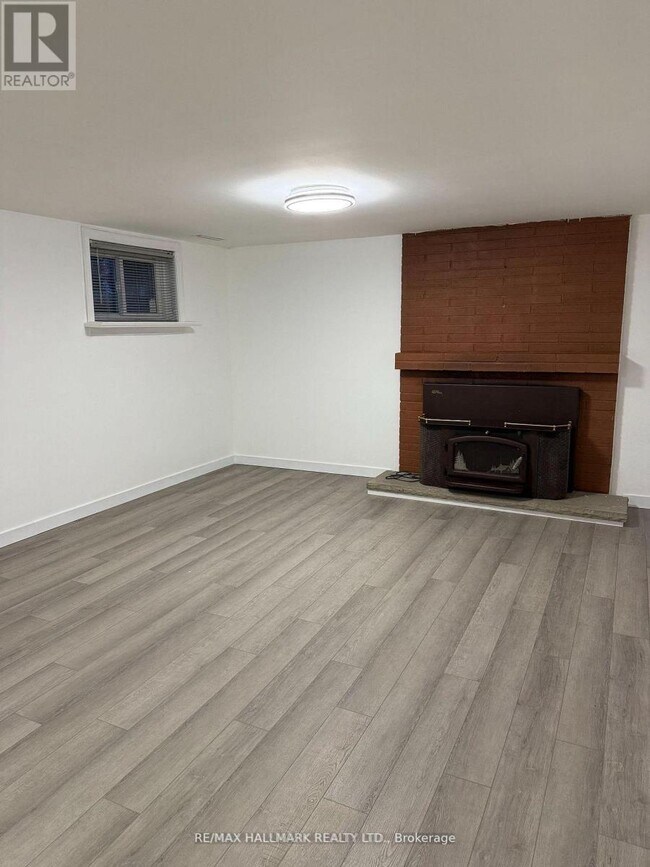 Photo - 43 Commons Dr