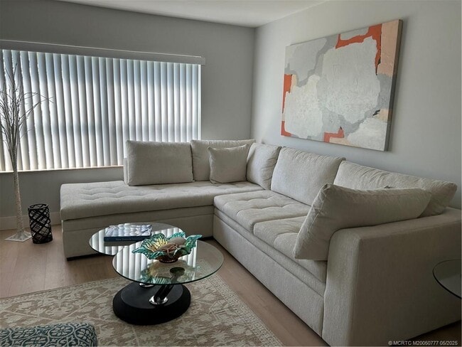 Photo - 2807 SW Lakemont Pl