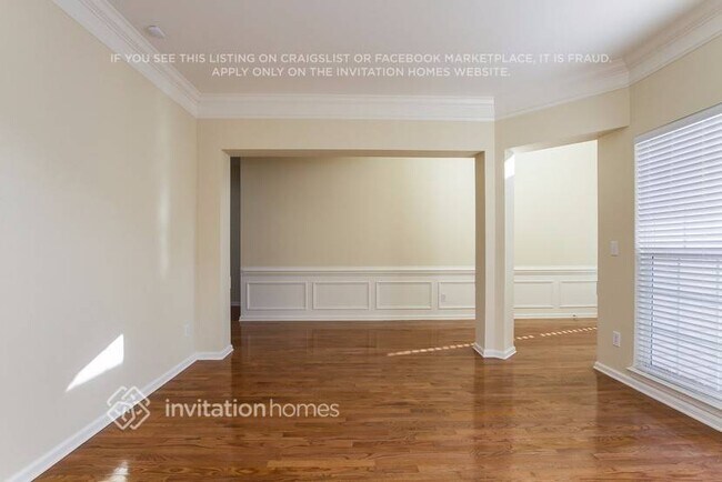 Photo - 9834 Edinburgh Ln