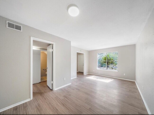 Photo - 9204 Campbell Rd
