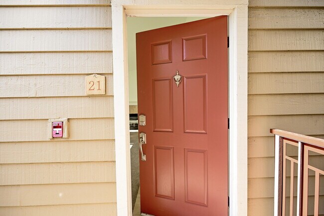 Photo - 140 Reflections Dr Unit 140 reflections Rd #21