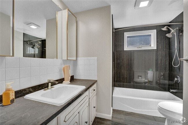Building Photo - 1 Emsworth Ave Rental