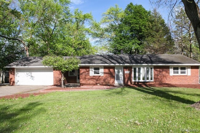 Photo - 5900 Wright Dr