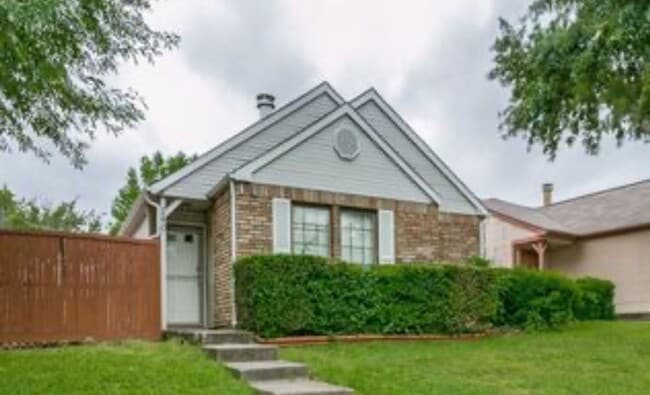 Building Photo - Charming 3-Bed, 2-Bath Home in Lewisville ...