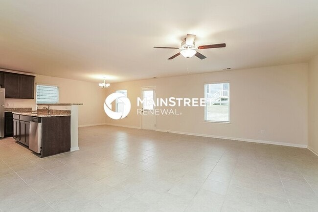 4 Bedroom Pet-Friendly Home in La Vergne, TN with Main Street Renewal