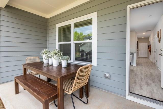 Photo - 245 Fox Run Dr