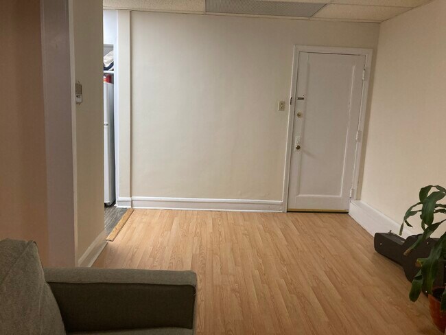 Photo - 2827 N Burling St Unit 03