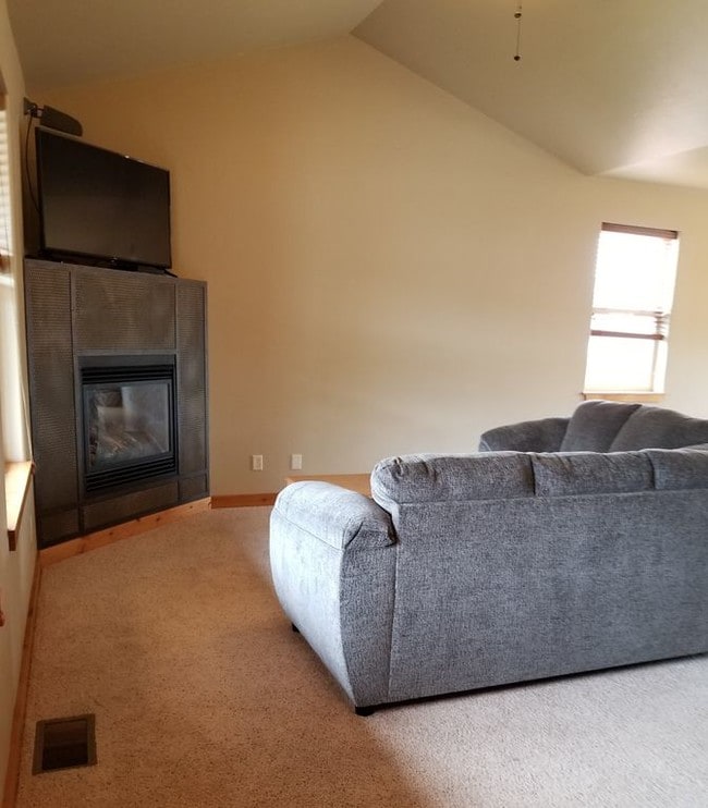 Photo - 113 Forest Grove Lane