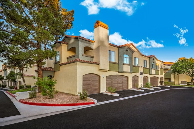 Parkway Townhomes - Parkway Townhomes