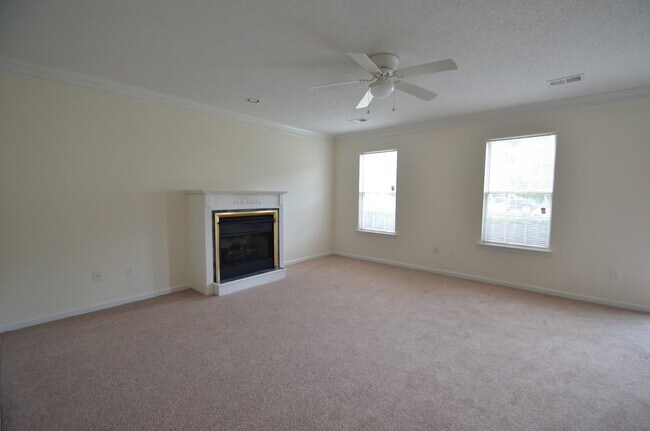 Photo - 4846 Habersham Ln