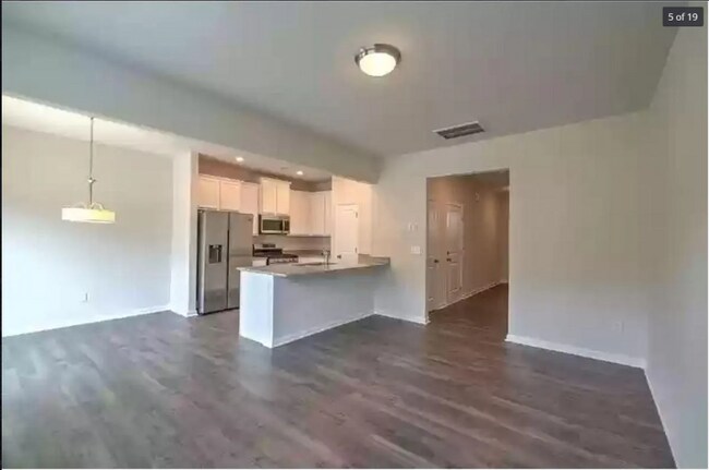 Photo - 31 Apricot Ln
