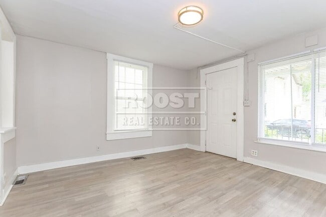 Photo - 35 Neal Ave