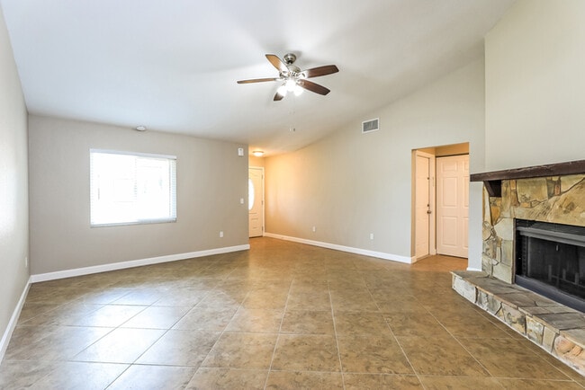 Photo - 3122 47th Ave E