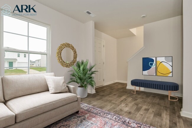 Photo - 207 Pleasant Willow Pl