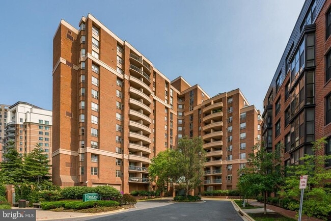 Photo - 4808 Moorland Ln Apartment Unit 207