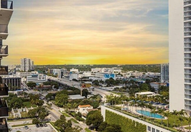 Photo - 600 NE 36th St Unit 1502