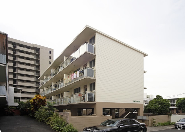 Building Photo - 1655 Liholiho