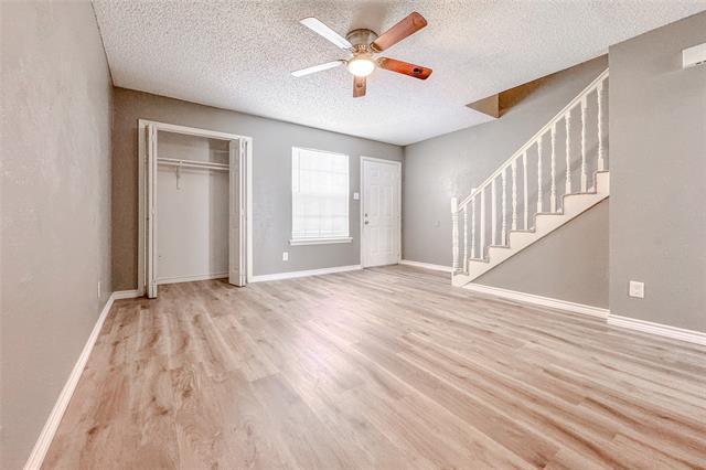 Photo - 1044 Southmoor Dr