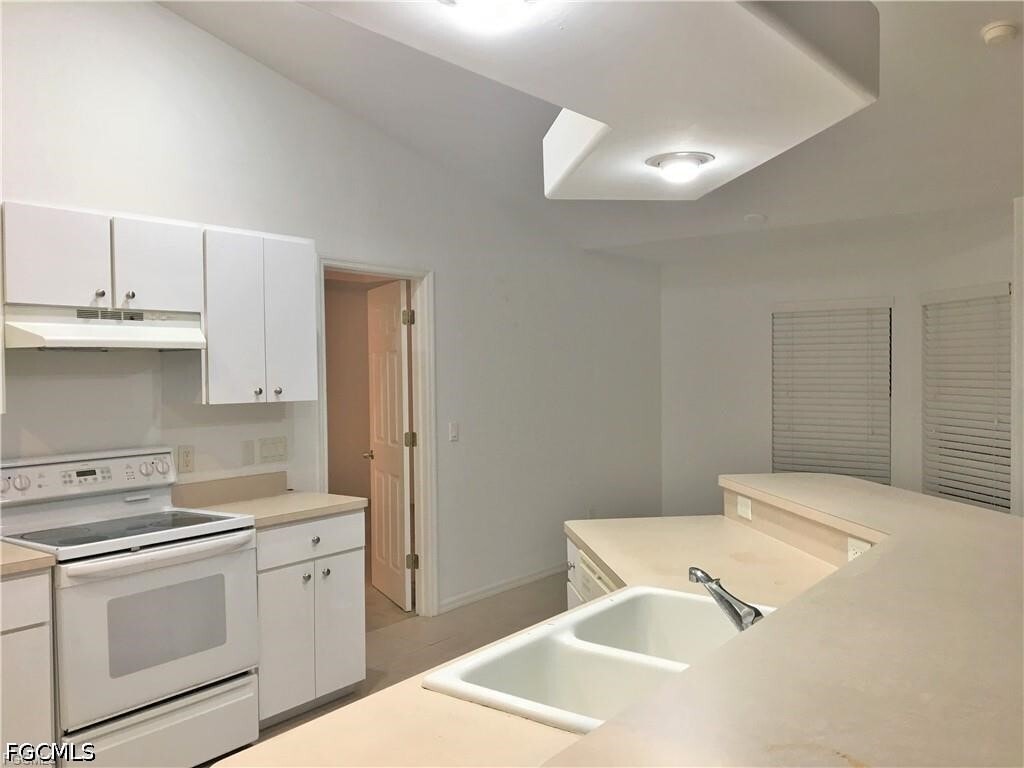 Photo - 2221 SW 8th Pl
