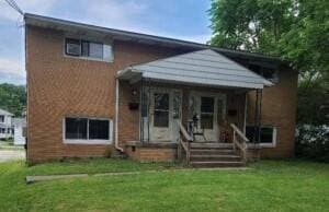 Building Photo - 858 Parkview St NE Rental
